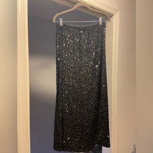 NWT Old Navy black sequin maxi skirt size large